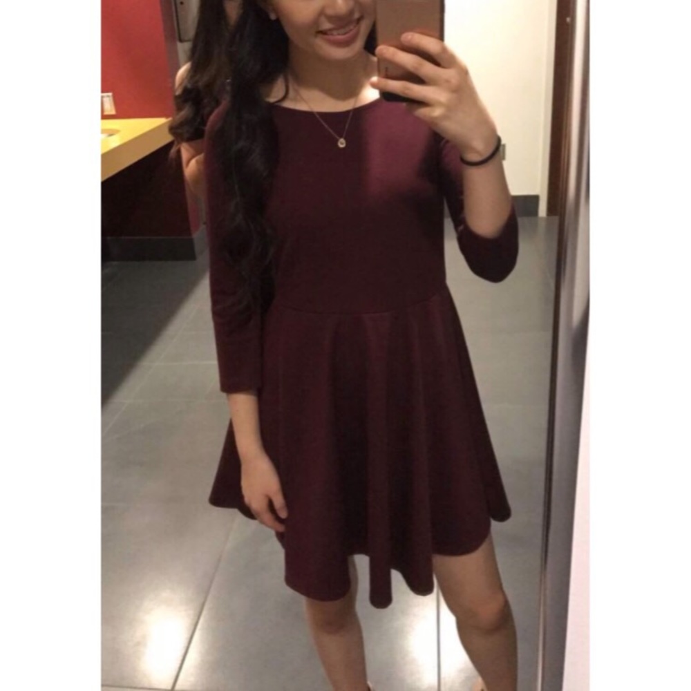 Maroon Mid-Sleeve Skater dress